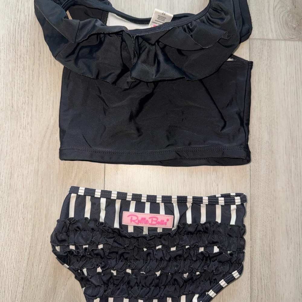 Toddler Ruffle Butts bikini - Picture 2 of 4